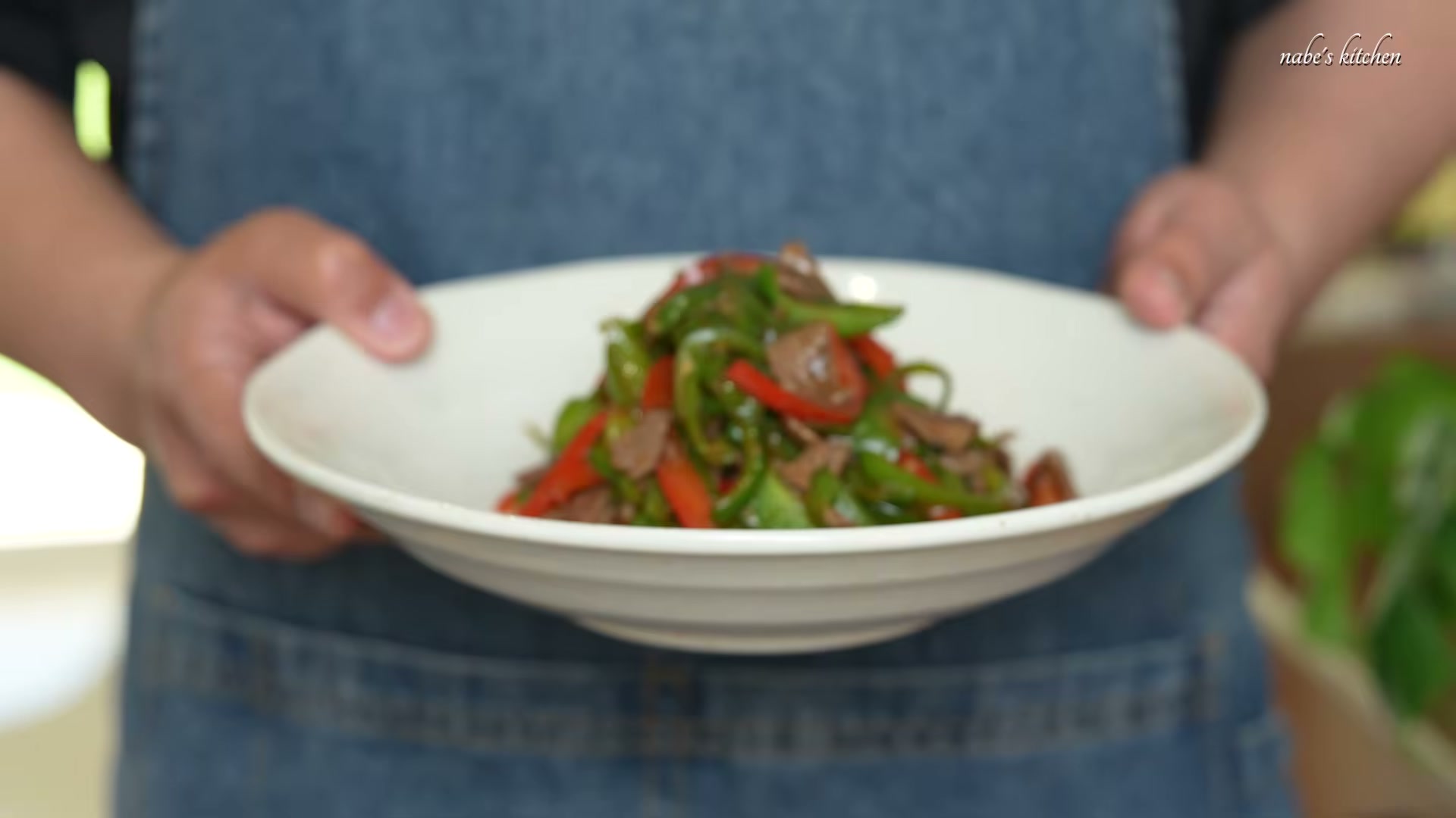 手順10:全体に味がからんだら器に盛り付けて完成
